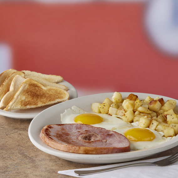 Does Eat N Park Spangles Serve Breakfast All Day?
